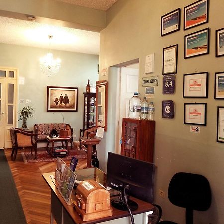 Travellers Inn Кито Екстериор снимка