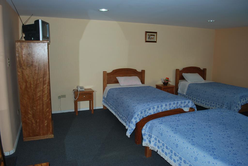 Travellers Inn Кито Екстериор снимка