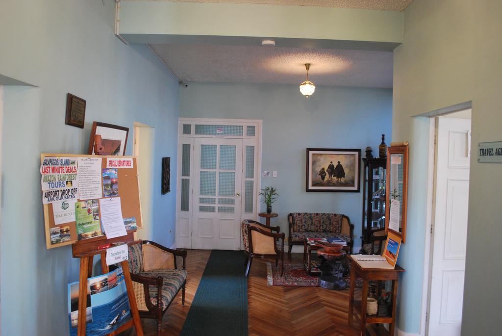 Travellers Inn Кито Екстериор снимка