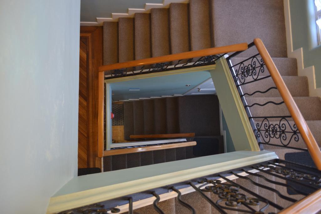 Travellers Inn Кито Екстериор снимка