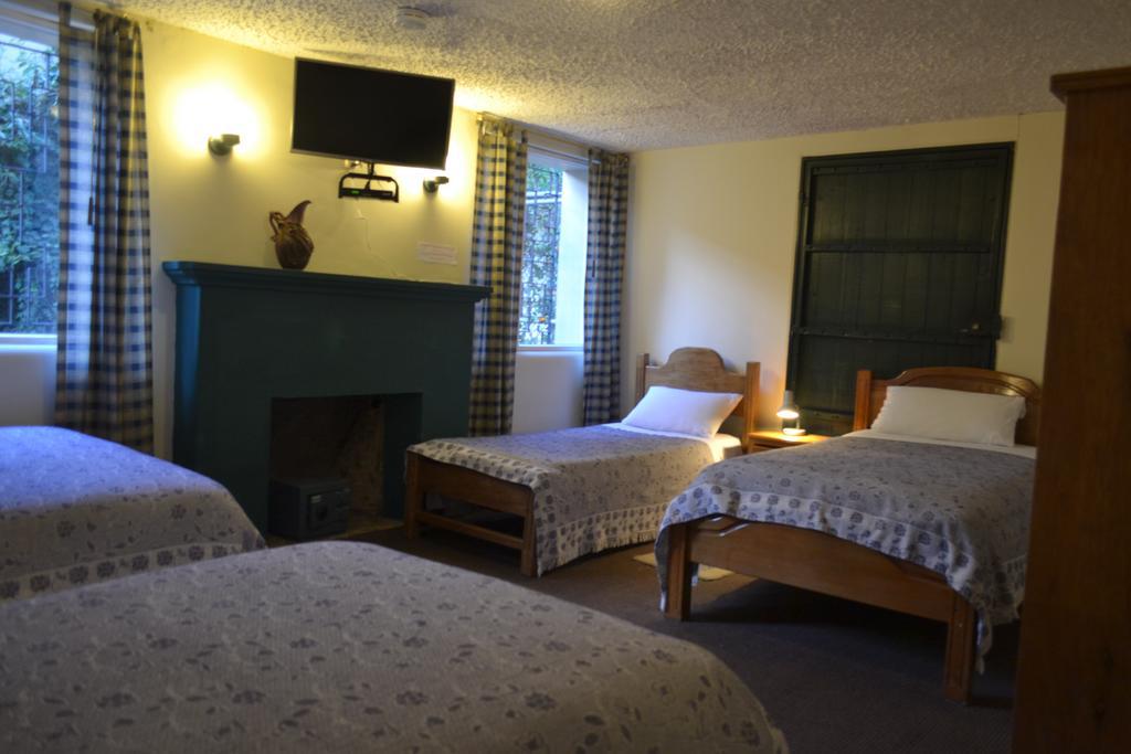 Travellers Inn Кито Екстериор снимка