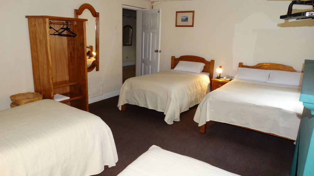 Travellers Inn Кито Екстериор снимка
