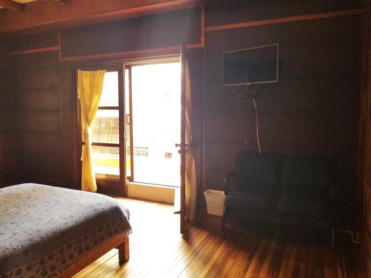 Travellers Inn Кито Екстериор снимка