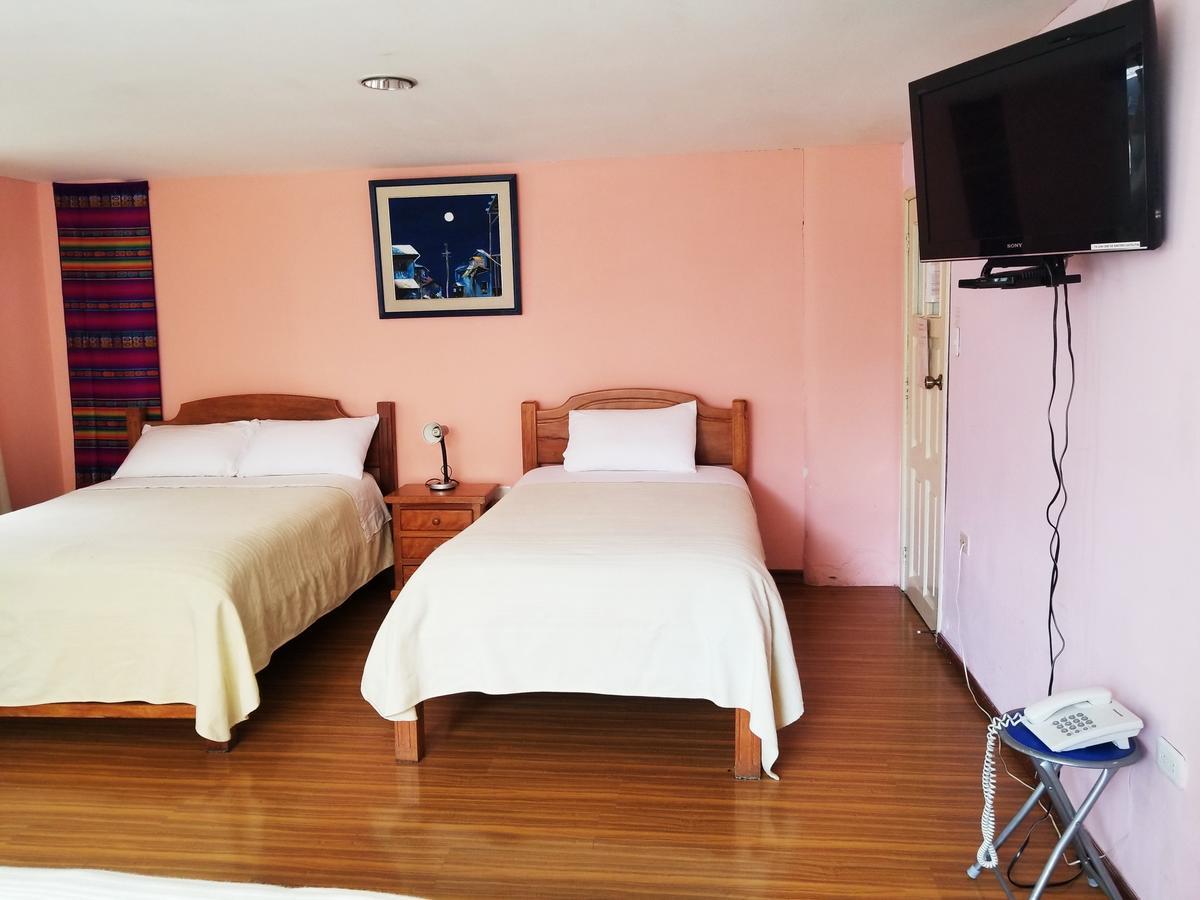 Travellers Inn Кито Екстериор снимка