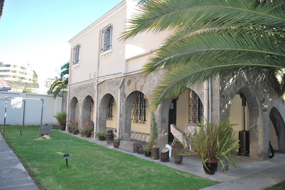 Travellers Inn Кито Екстериор снимка
