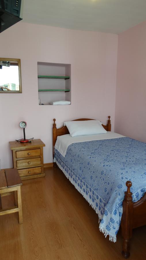 Travellers Inn Кито Екстериор снимка