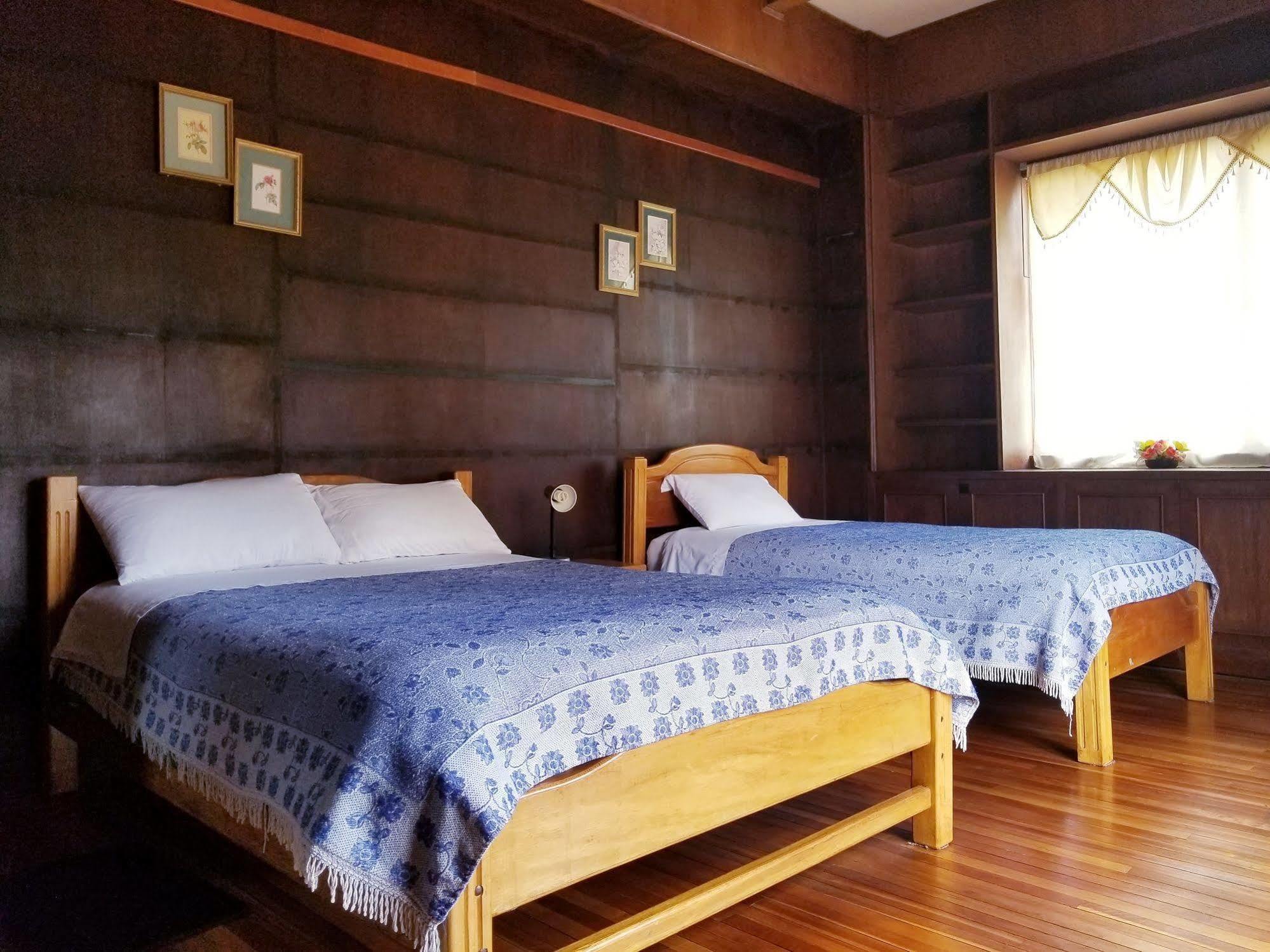 Travellers Inn Кито Екстериор снимка