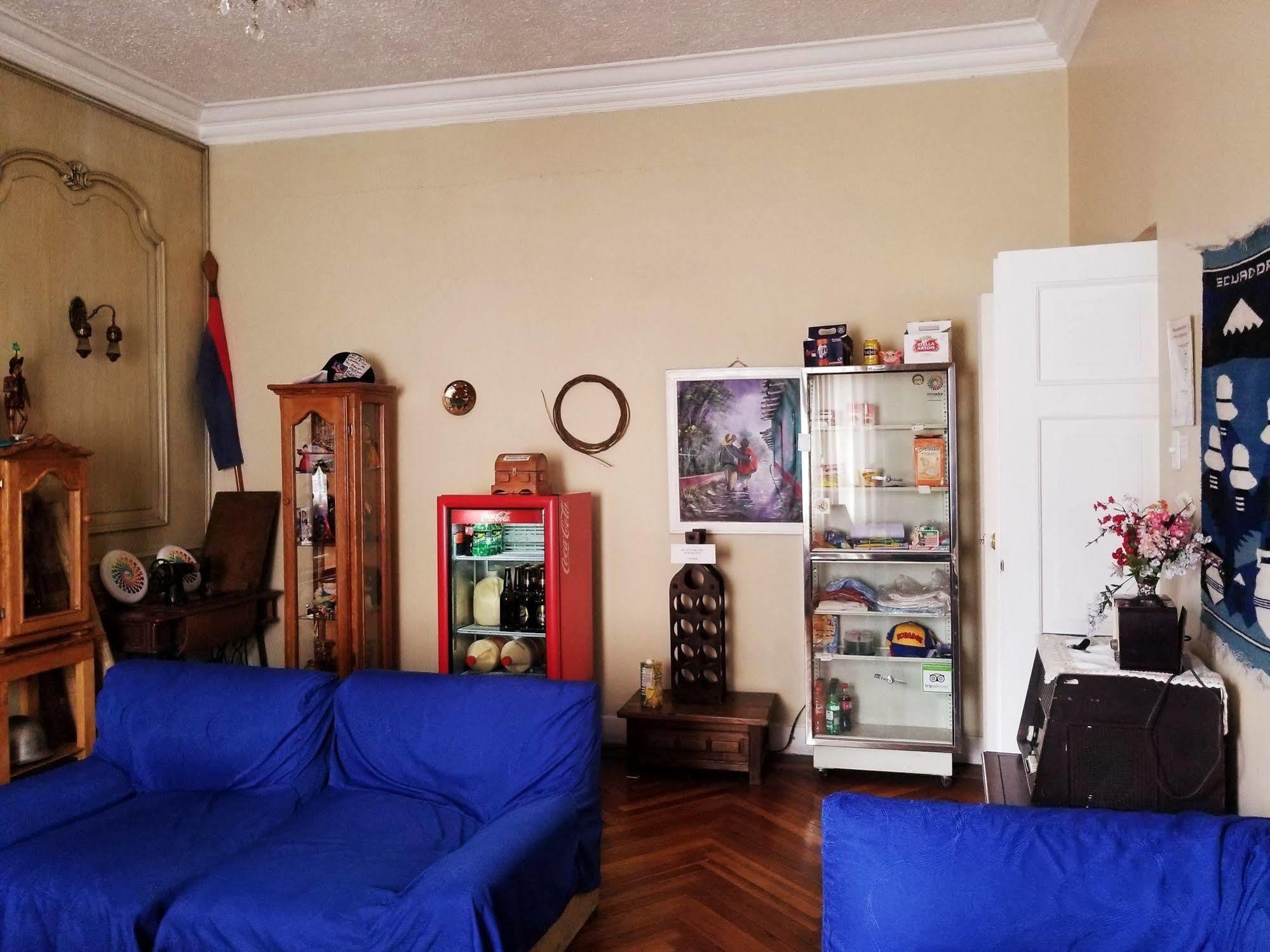 Travellers Inn Кито Екстериор снимка